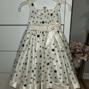 NWT Love Toddler Girl Dress Size 4